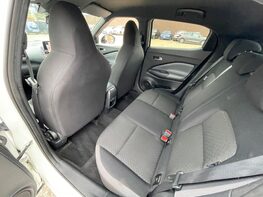 Nissan Juke DIG-T N-CONNECTA 61