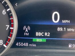 Nissan Juke DIG-T N-CONNECTA 31