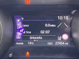 Toyota Yaris DESIGN FHEV 29