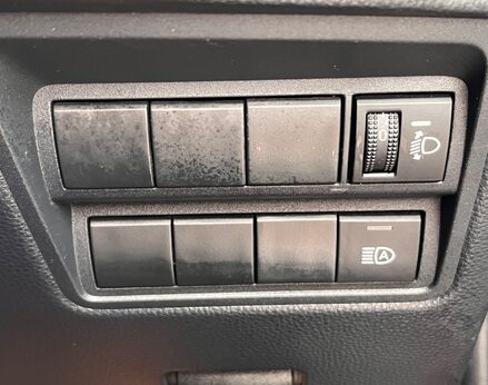 Toyota Yaris DESIGN FHEV 55