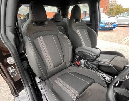 Mini Hatch COOPER SPORT 71