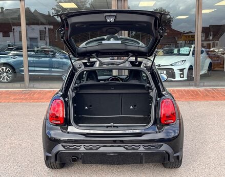 Mini Hatch COOPER SPORT 74