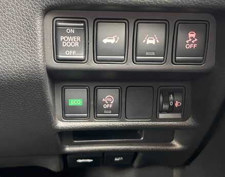 Nissan X-Trail DIG-T N-CONNECTA DCT 53