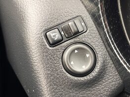 Nissan X-Trail DIG-T N-CONNECTA DCT 54