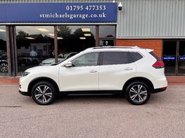 Nissan X-Trail DIG-T N-CONNECTA DCT 11