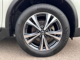 Nissan X-Trail DIG-T N-CONNECTA DCT 16