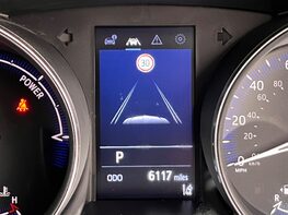 Toyota C-HR GR SPORT 25