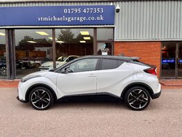 Toyota C-HR GR SPORT 11