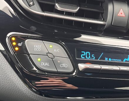 Toyota C-HR GR SPORT 44