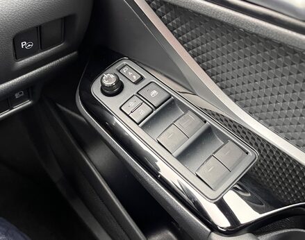 Toyota C-HR GR SPORT 58