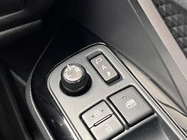 Toyota C-HR GR SPORT 57