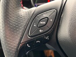 Toyota C-HR GR SPORT 50