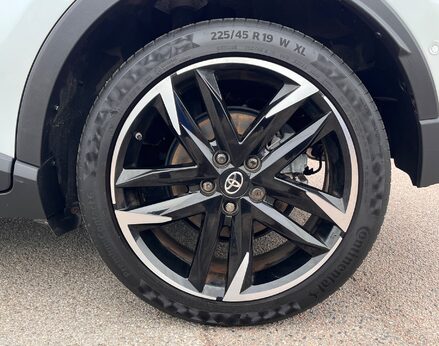 Toyota C-HR GR SPORT 14