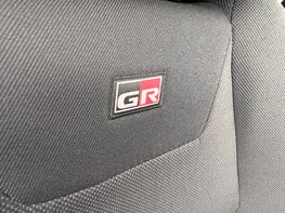 Toyota C-HR GR SPORT 61