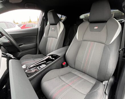 Toyota C-HR GR SPORT 60