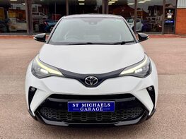 Toyota C-HR GR SPORT 5