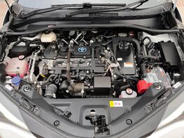 Toyota C-HR GR SPORT 7