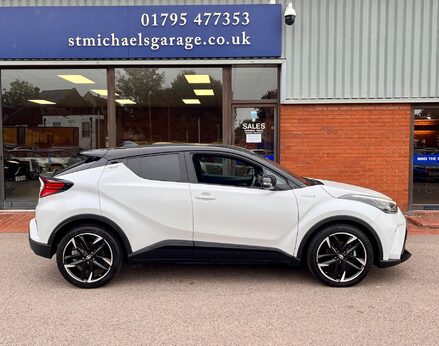 Toyota C-HR GR SPORT 10