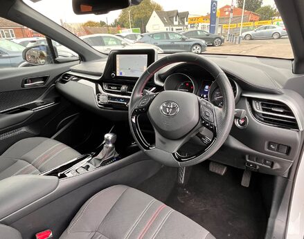 Toyota C-HR GR SPORT 18