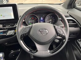 Toyota C-HR GR SPORT 20