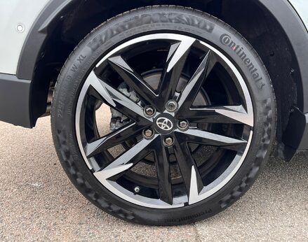 Toyota C-HR GR SPORT 15