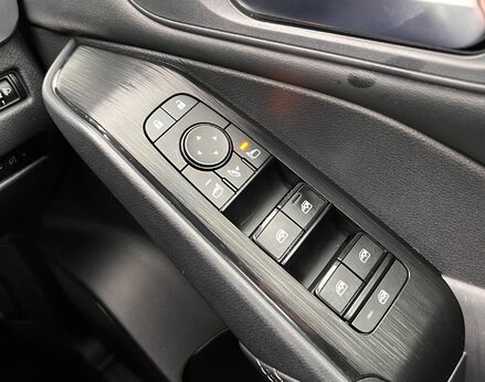 Nissan Qashqai DIG-T ACENTA PREMIUM DCT MHEV 71