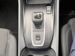 Nissan Qashqai DIG-T ACENTA PREMIUM DCT MHEV 62