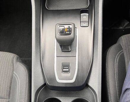 Nissan Qashqai DIG-T ACENTA PREMIUM DCT MHEV 62