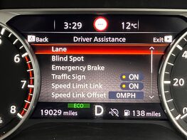 Nissan Qashqai DIG-T ACENTA PREMIUM DCT MHEV 32