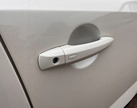 Nissan Qashqai DIG-T ACENTA PREMIUM DCT MHEV 79