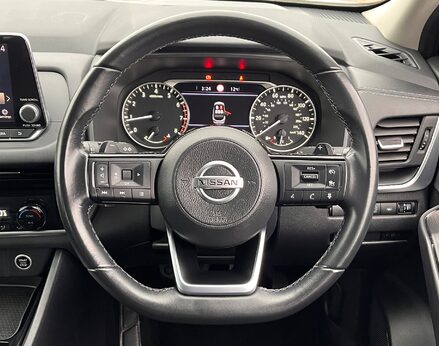 Nissan Qashqai DIG-T ACENTA PREMIUM DCT MHEV 20