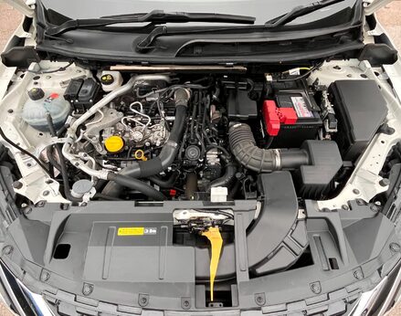 Nissan Qashqai DIG-T ACENTA PREMIUM DCT MHEV 7