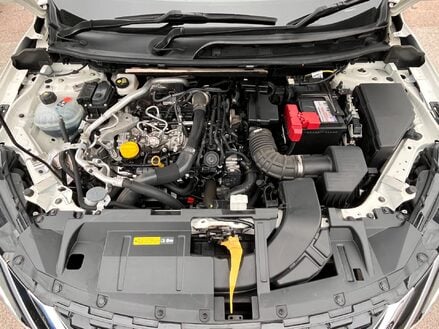Nissan Qashqai DIG-T ACENTA PREMIUM DCT MHEV
