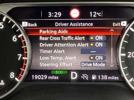 Nissan Qashqai DIG-T ACENTA PREMIUM DCT MHEV 33