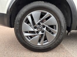 Nissan Qashqai DIG-T ACENTA PREMIUM DCT MHEV 15