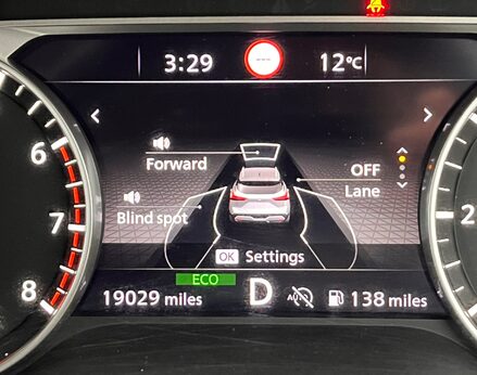 Nissan Qashqai DIG-T ACENTA PREMIUM DCT MHEV 29