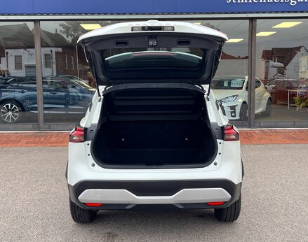 Nissan Qashqai DIG-T ACENTA PREMIUM DCT MHEV 75