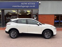 Nissan Qashqai DIG-T ACENTA PREMIUM DCT MHEV 10
