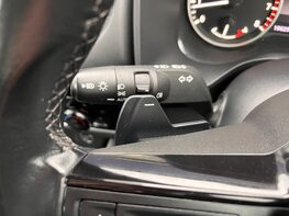 Nissan Qashqai DIG-T ACENTA PREMIUM DCT MHEV 65