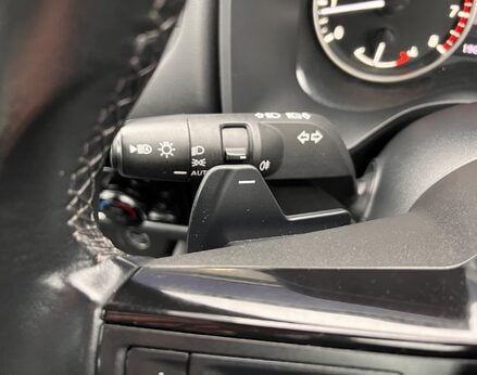 Nissan Qashqai DIG-T ACENTA PREMIUM DCT MHEV 65