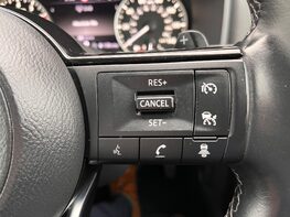 Nissan Qashqai DIG-T ACENTA PREMIUM DCT MHEV 64