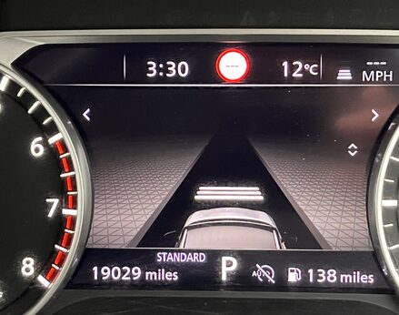 Nissan Qashqai DIG-T ACENTA PREMIUM DCT MHEV 34