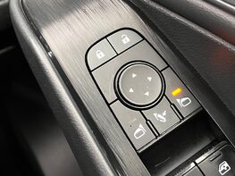 Nissan Qashqai DIG-T ACENTA PREMIUM DCT MHEV 70