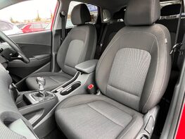 Hyundai KONA T-GDI PREMIUM MHEV 62