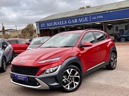 Hyundai KONA T-GDI PREMIUM MHEV 1
