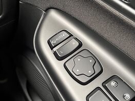 Hyundai KONA T-GDI PREMIUM MHEV 59