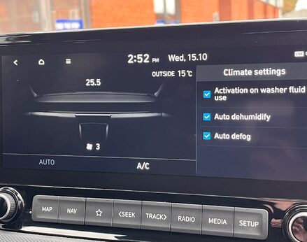 Hyundai KONA T-GDI PREMIUM MHEV 38