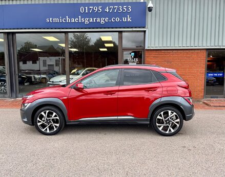 Hyundai KONA T-GDI PREMIUM MHEV 11