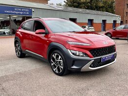 Hyundai KONA T-GDI PREMIUM MHEV 4