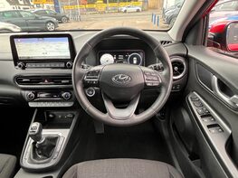 Hyundai KONA T-GDI PREMIUM MHEV 19